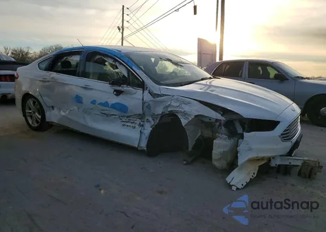 2018 Ford Fusion Se Hybrid z USA, uszkodzony, nr VIN 3FA6P0LU9JR129933